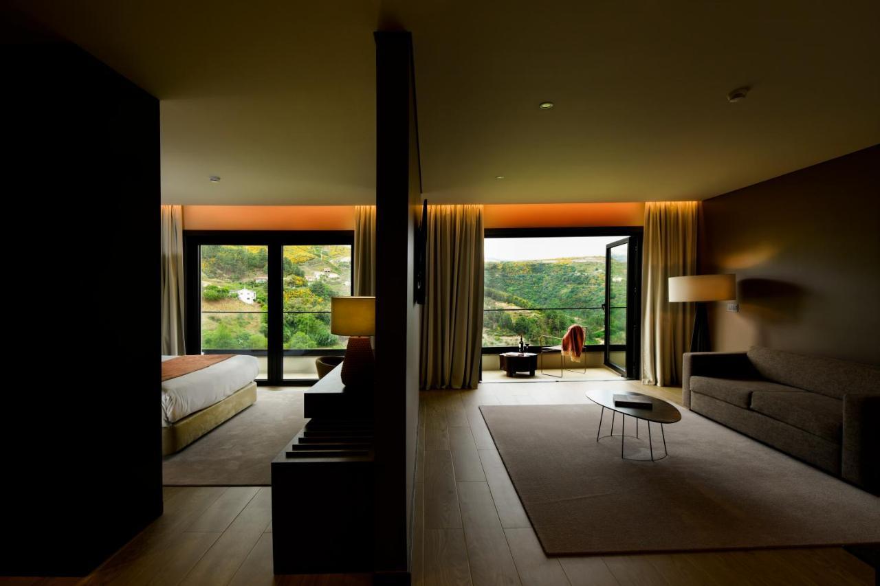 Mw Douro Wine & Spa ซานตามาร์ตาเดเปนาเกียว ภายนอก รูปภาพ A room at the hotel