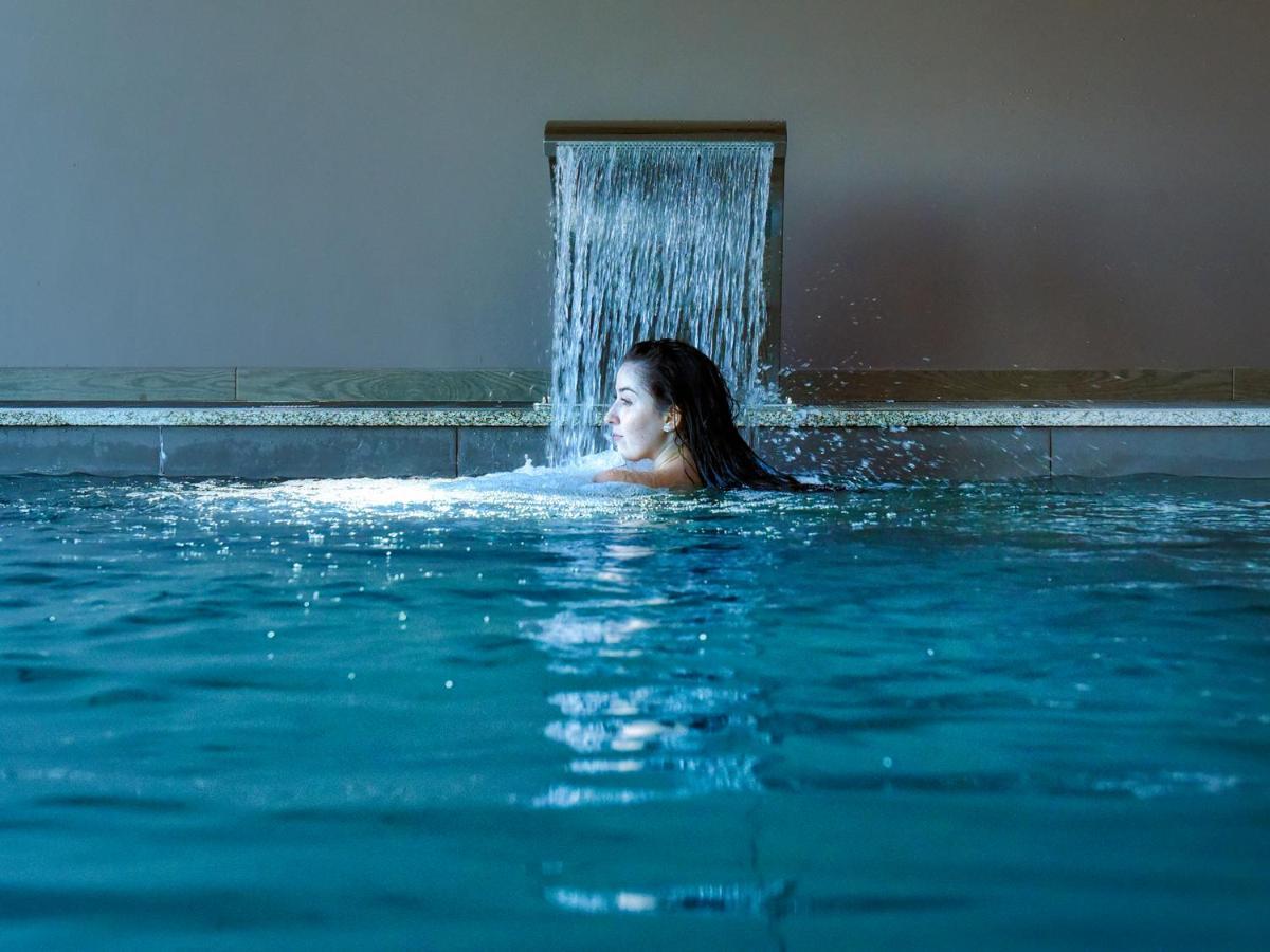 Mw Douro Wine & Spa ซานตามาร์ตาเดเปนาเกียว ภายนอก รูปภาพ The swimming pool at the hotel
