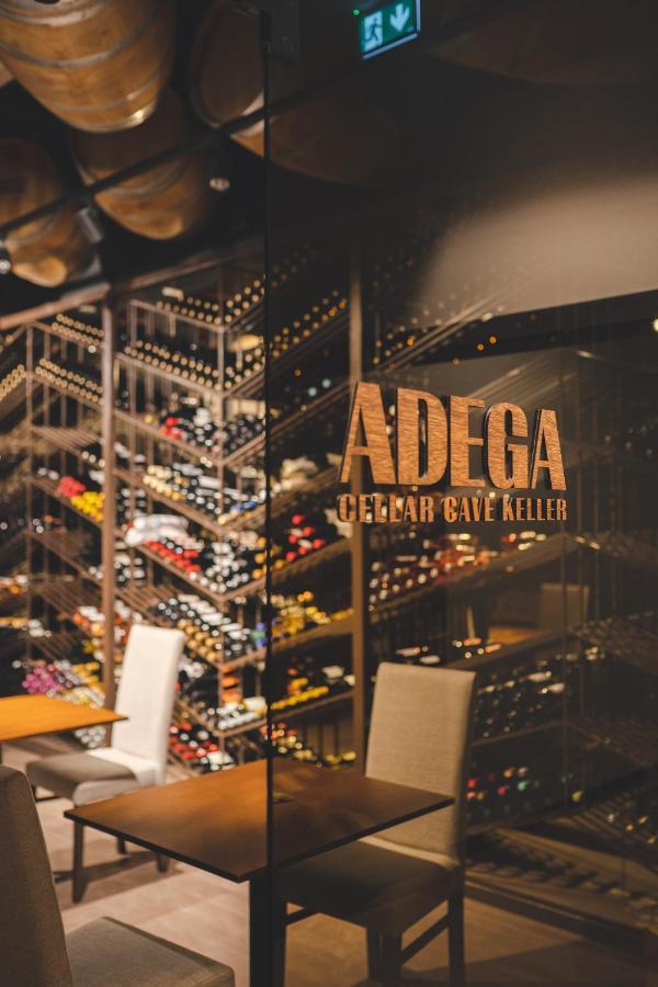 Mw Douro Wine & Spa ซานตามาร์ตาเดเปนาเกียว ภายนอก รูปภาพ Adelaga Wine Shop