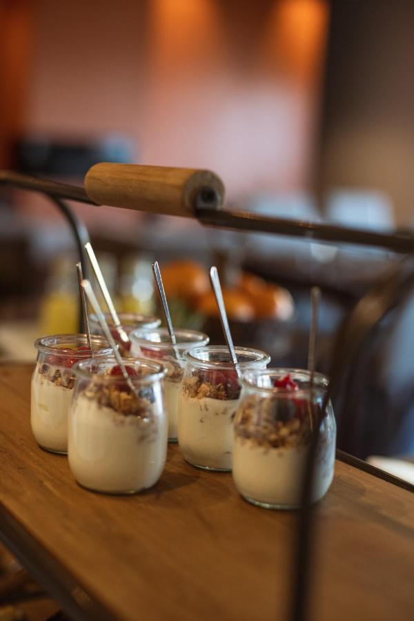 Mw Douro Wine & Spa ซานตามาร์ตาเดเปนาเกียว ภายนอก รูปภาพ Yoghurt with granola