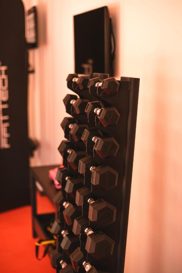 Mw Douro Wine & Spa ซานตามาร์ตาเดเปนาเกียว ภายนอก รูปภาพ Dumbbells on a rack