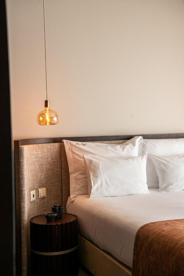 Mw Douro Wine & Spa ซานตามาร์ตาเดเปนาเกียว ภายนอก รูปภาพ A bed with two pillows