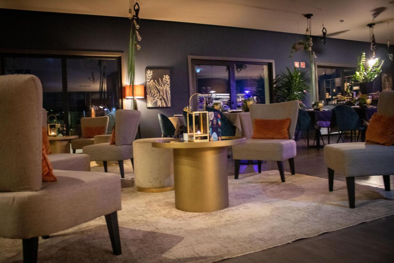 Mw Douro Wine & Spa ซานตามาร์ตาเดเปนาเกียว ภายนอก รูปภาพ The lounge at the hotel
