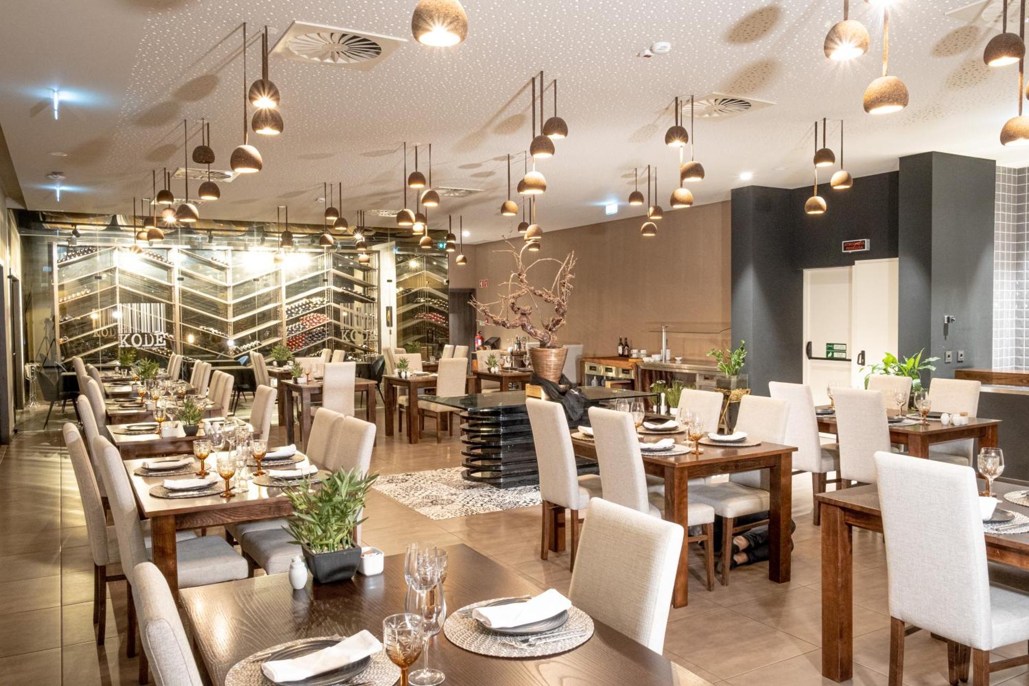 Mw Douro Wine & Spa ซานตามาร์ตาเดเปนาเกียว ภายนอก รูปภาพ The interior of the restaurant